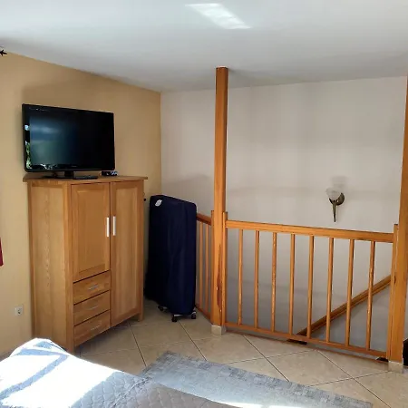 Lotte Am Tennisplatz Görlitz